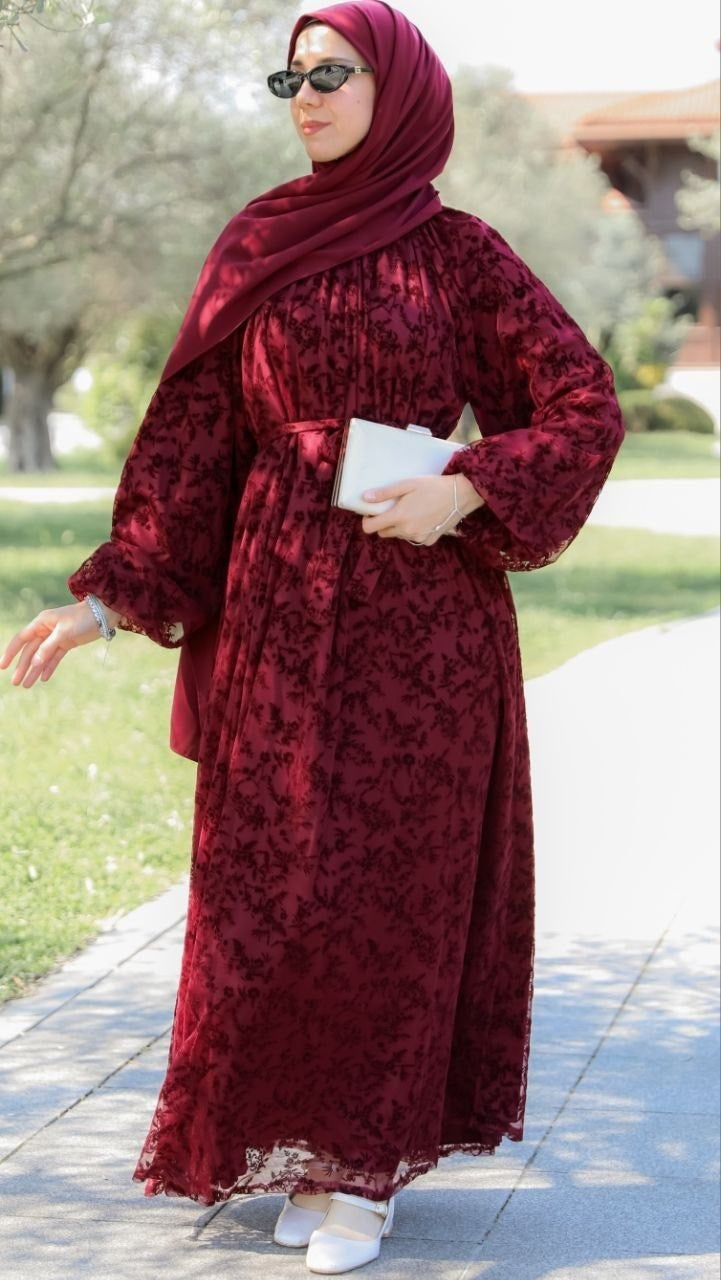 LY26 4030 REGLAN KOL FLOK BASKILI ELBİSE - Bordo