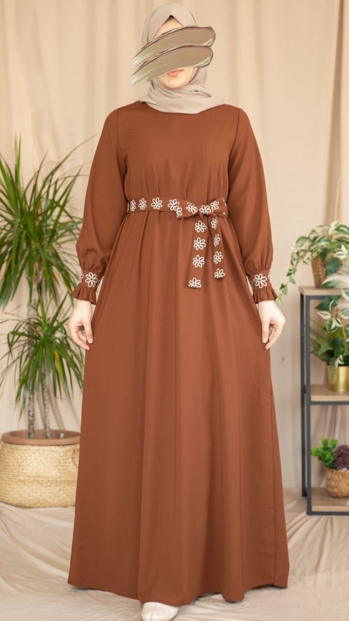 Manşet ve Kemeri Nakışlı Elbise 5136 - Taba